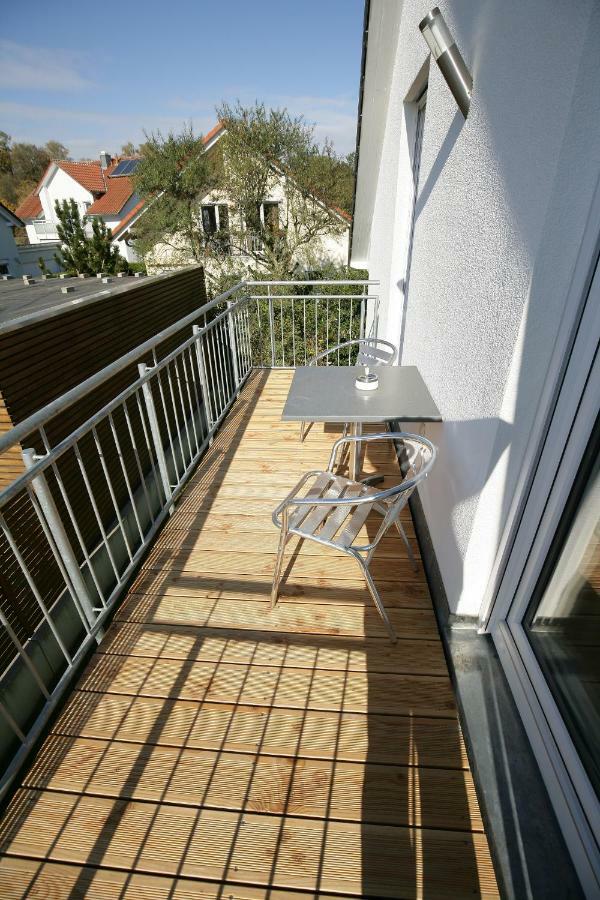 Hotel Am Baronenwald Göppingen Exterior foto